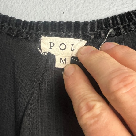 POL Velvet Ribbed Tunic Top V-Neck Short Sleeve Pocket Casual Dressy Medium - Picture 3 of 8